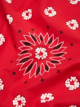 Cotton Wreath Bandana i bomull med krans- och paisleymönster, röd