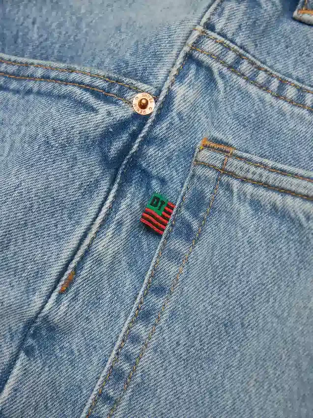 Raka Denim jeans i ljus tvätt